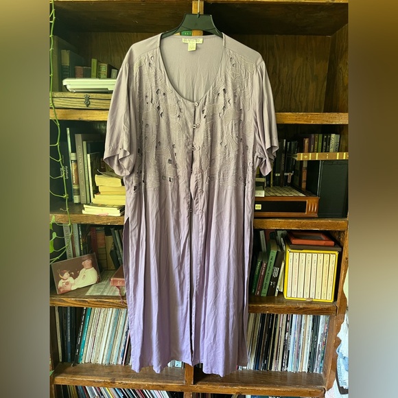 Vintage Lavender duster - Picture 1 of 5